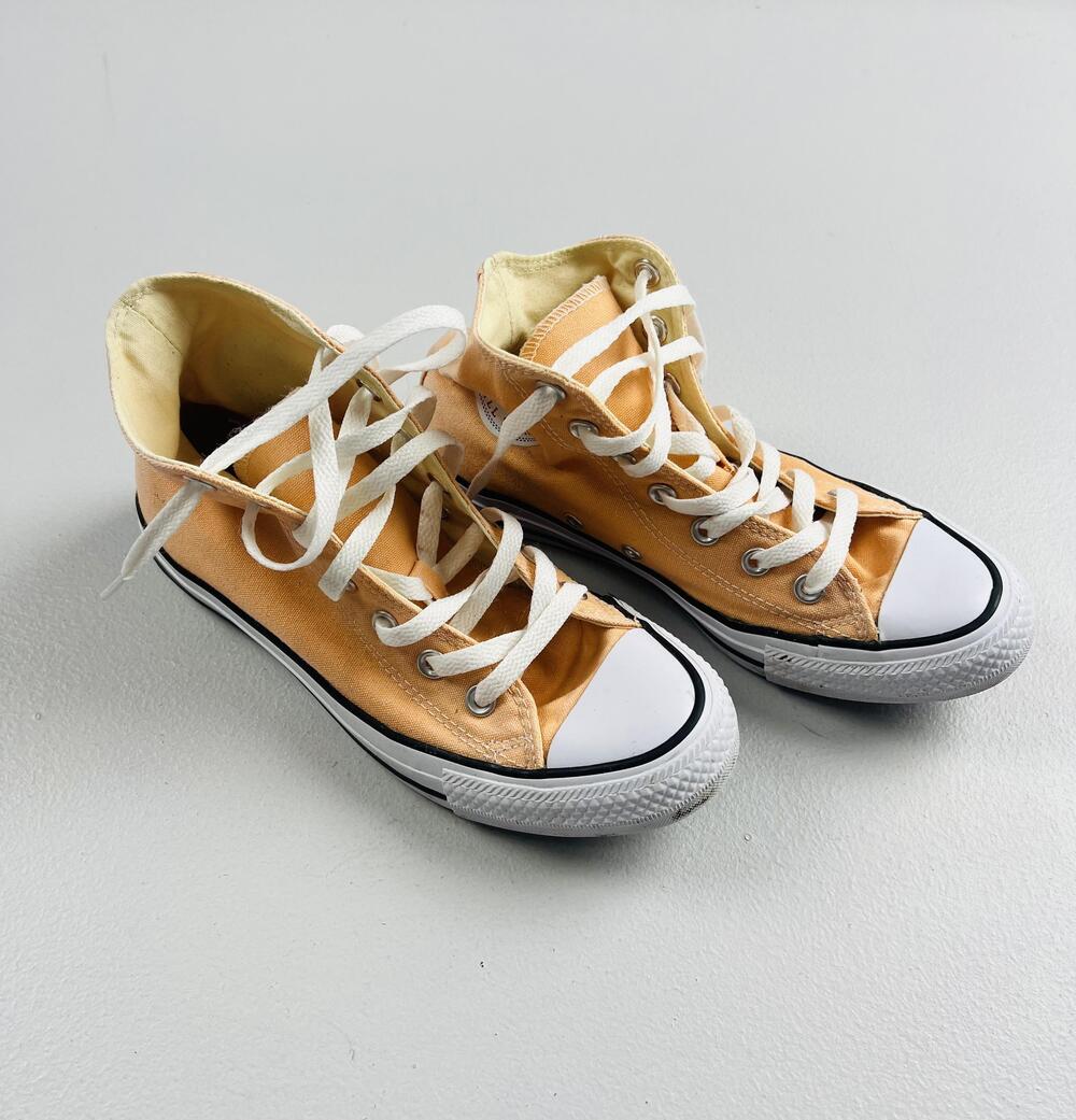 Converse Chuck Taylor All Star Shoes Mens Size 5.5 Orange High Top 155567F